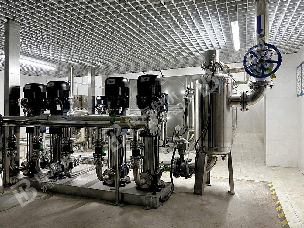 1740987652538560.jpg 箱式無負(fù)壓供水設(shè)備.jpg